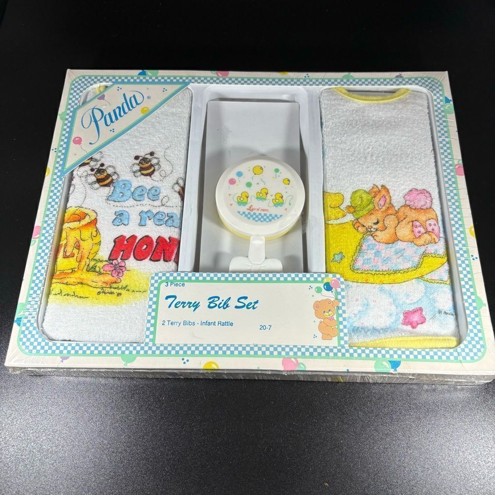 Vintage‎ 1984 Panda Baby Terry Cloth Bib & Rattle Set Bears Honey Bees New NWT